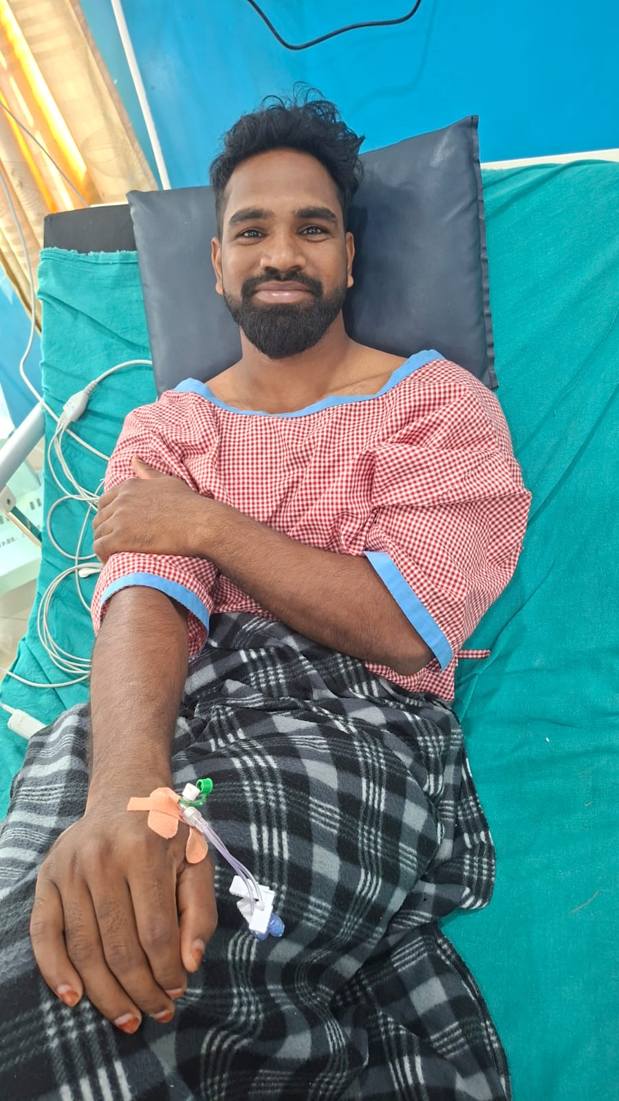 बाइक दुर्घटनामा परेका अन्तरास्ट्रिय खेलाडी आदिल अन्सारी को अवस्था सामान्य हुदै