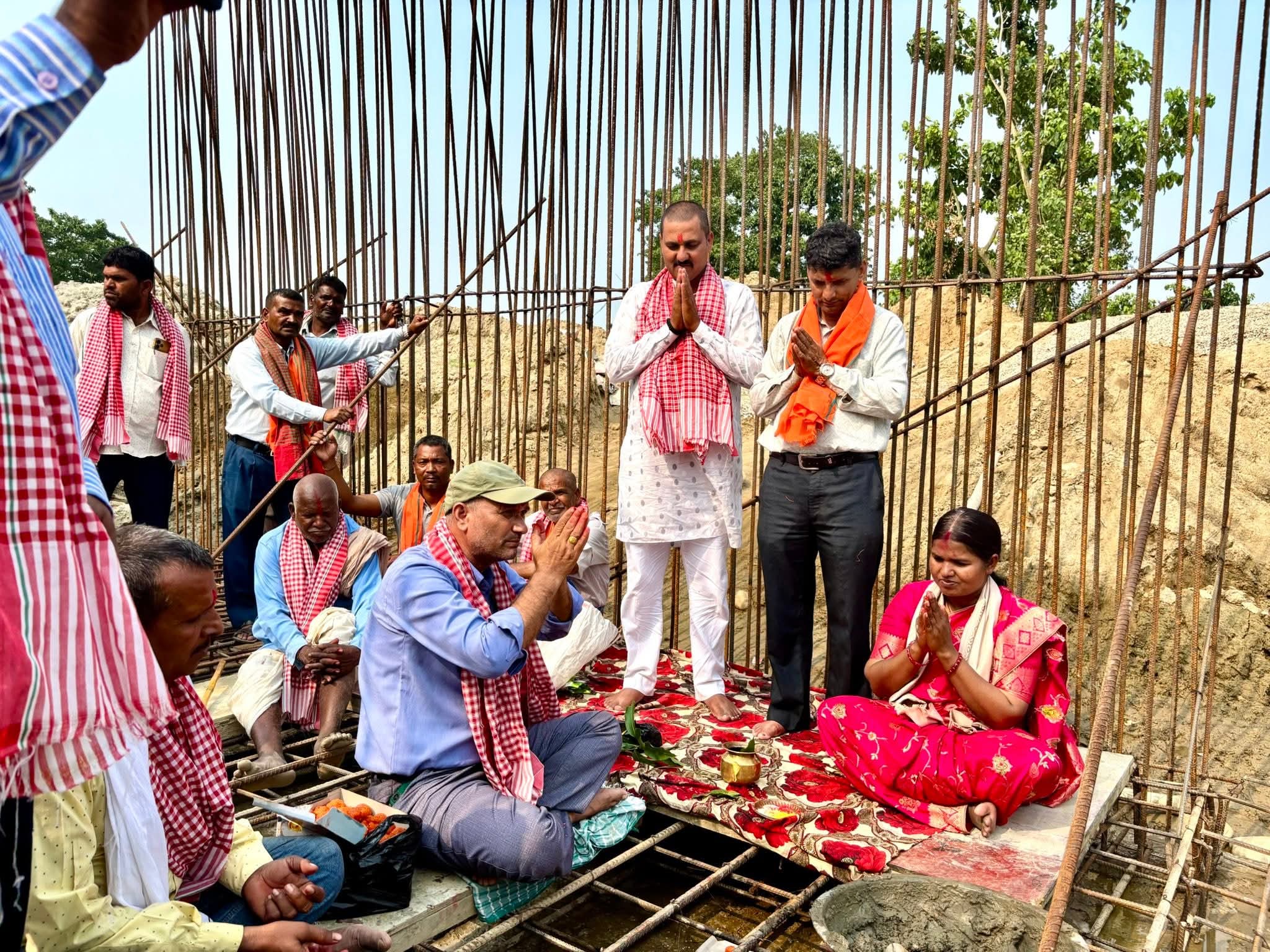 पुर्व मन्त्री ज्वाला साह द्वारा इमृती नदी पुनःनिर्माण कार्यको शिलान्यास, स्थानीय विकासमा टेवा पुग्ने विश्वास