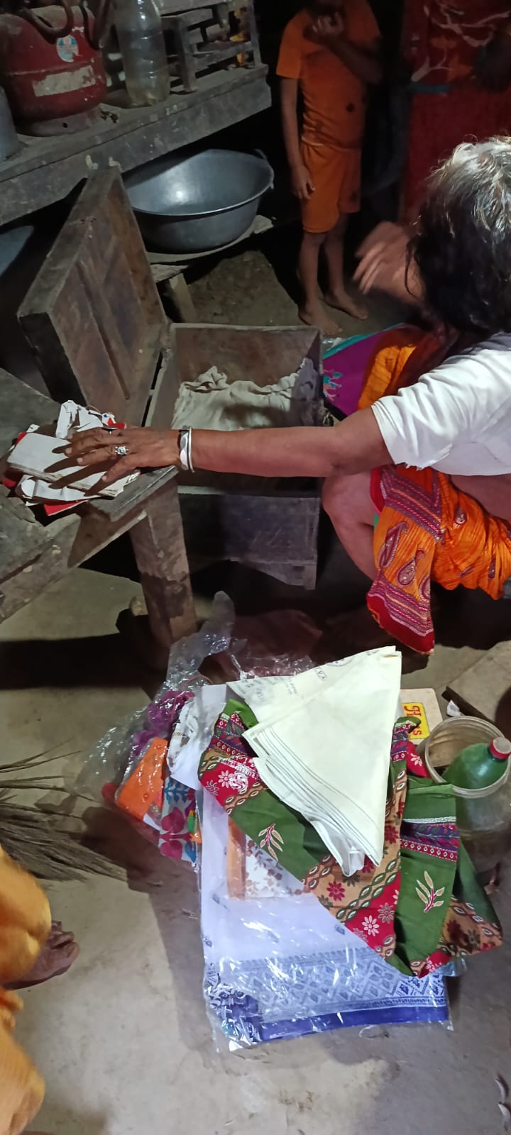 करैयामाईमा आधा दर्जन बढि घरमा चोरी, प्रहरी चौकी नजिकै घटना हुँदा सुरक्षा चुनौतीबारे प्रश्न