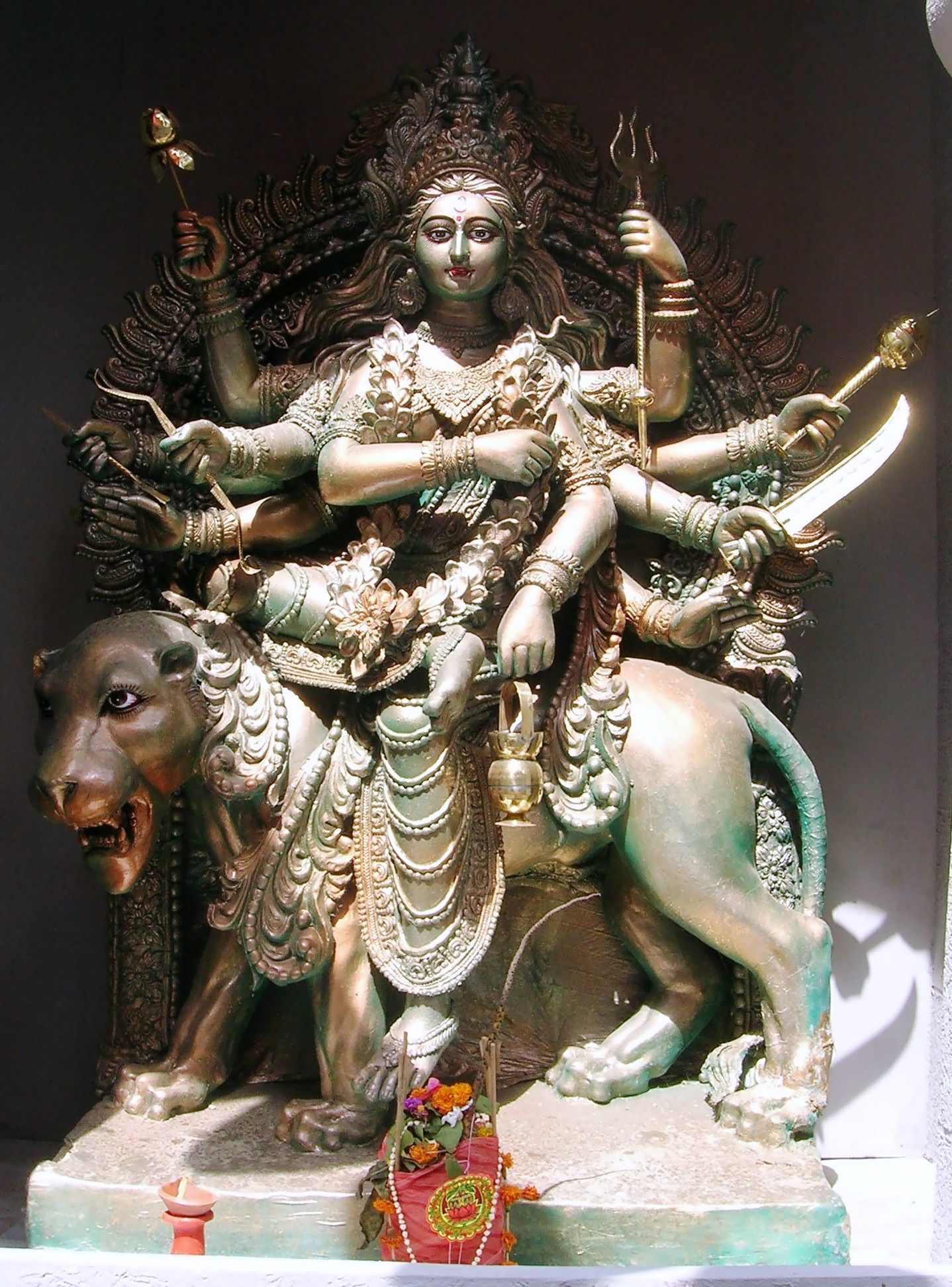 बडा दसैं (नवरात्रि) को तेस्रो दिन आज माता चन्द्रघण्टाको पूजा-आराधना गरिँदै