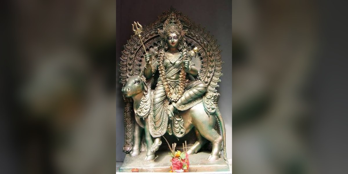 दसैँको शुभ आरम्भ: पहिलो दिन घटस्थापना र माता शैलपुत्री पूजा अर्चना गरिँदै